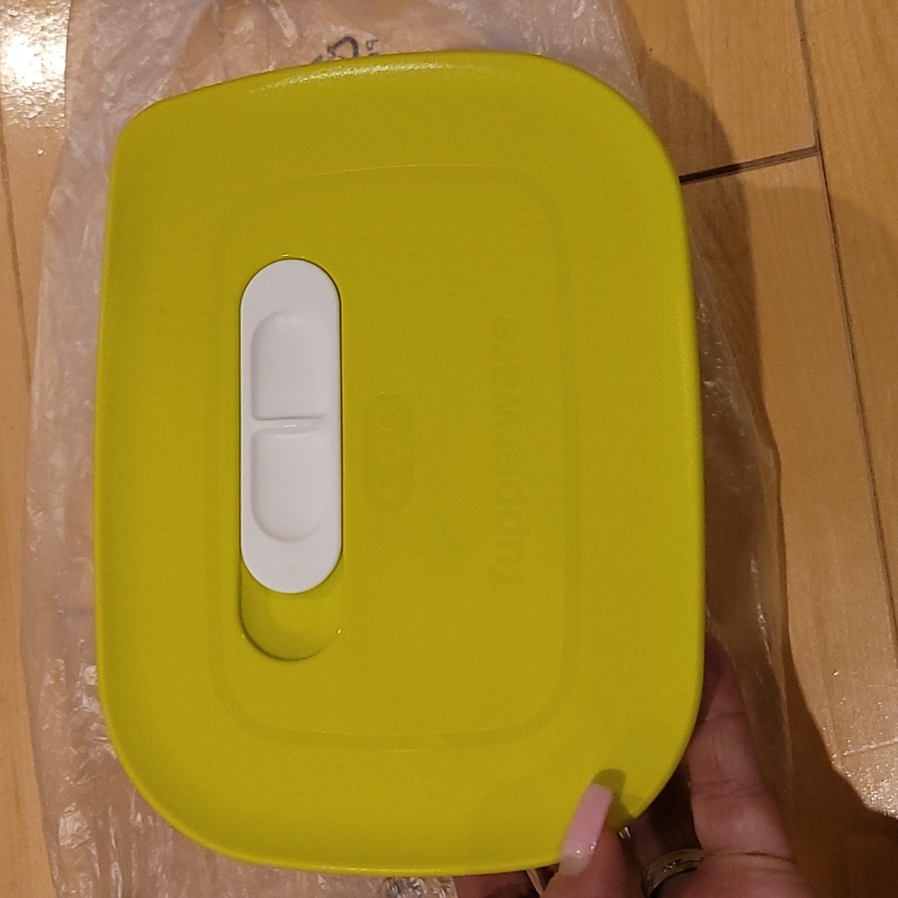 Tupperware Fridgesmart Small New - Picture 4 of 9